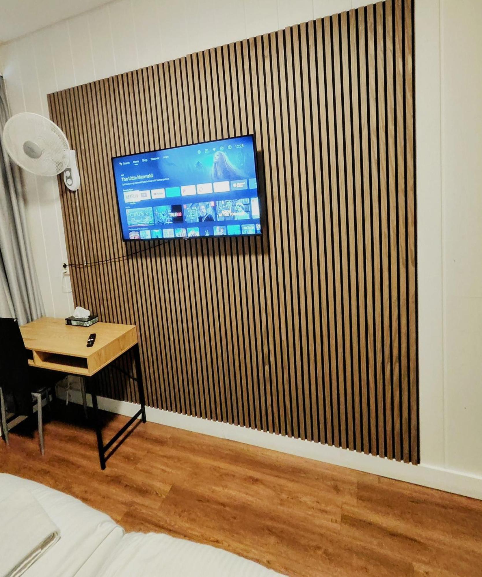 Hotel Holland Lodge Утрехт Екстер'єр фото